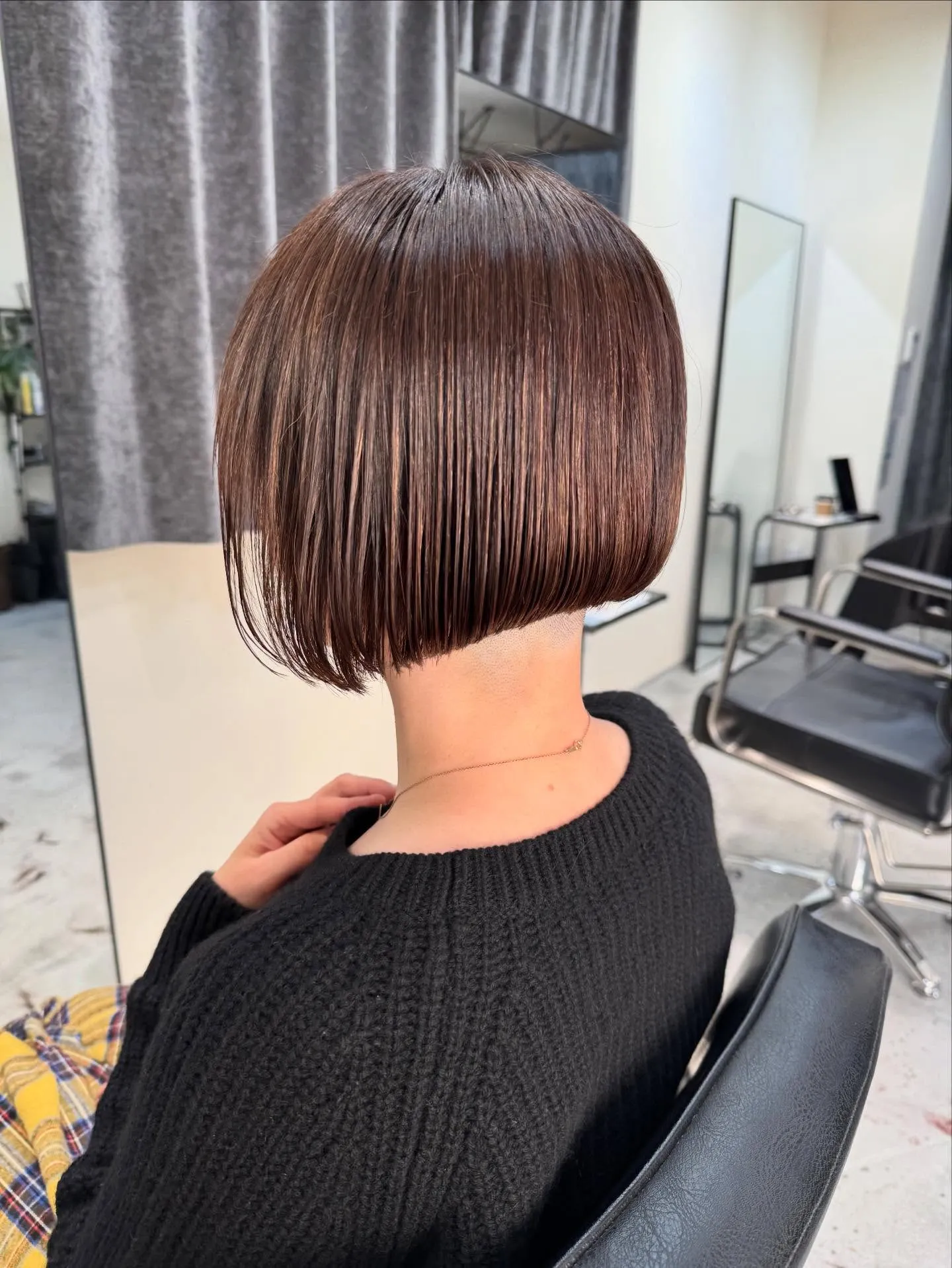 実は中、刈り上げてます🤩