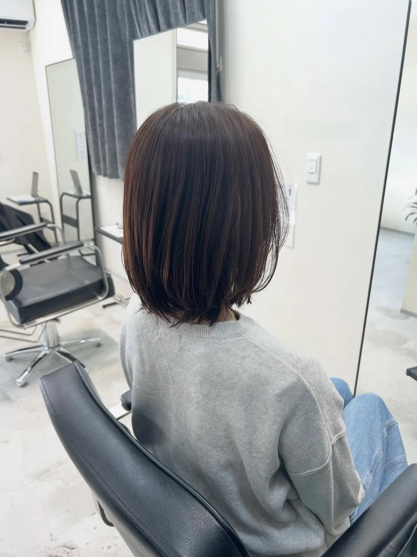 艶をまとうバイオレットグレージュ