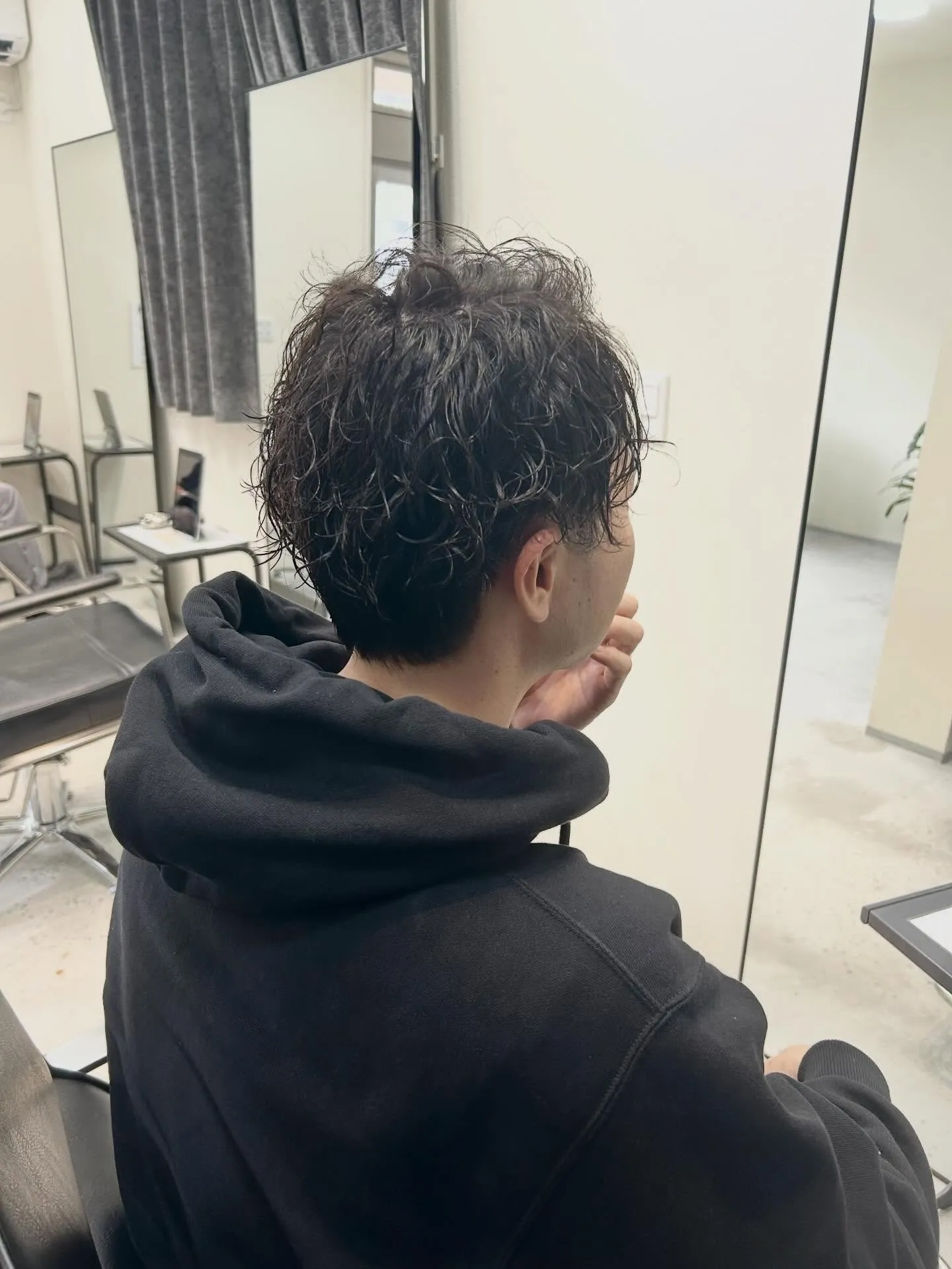 無造作ツイストパーマ