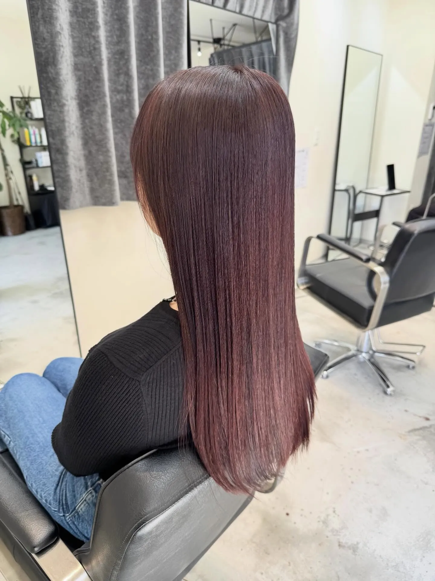 ピンクブラウンの艶ストレート🌸