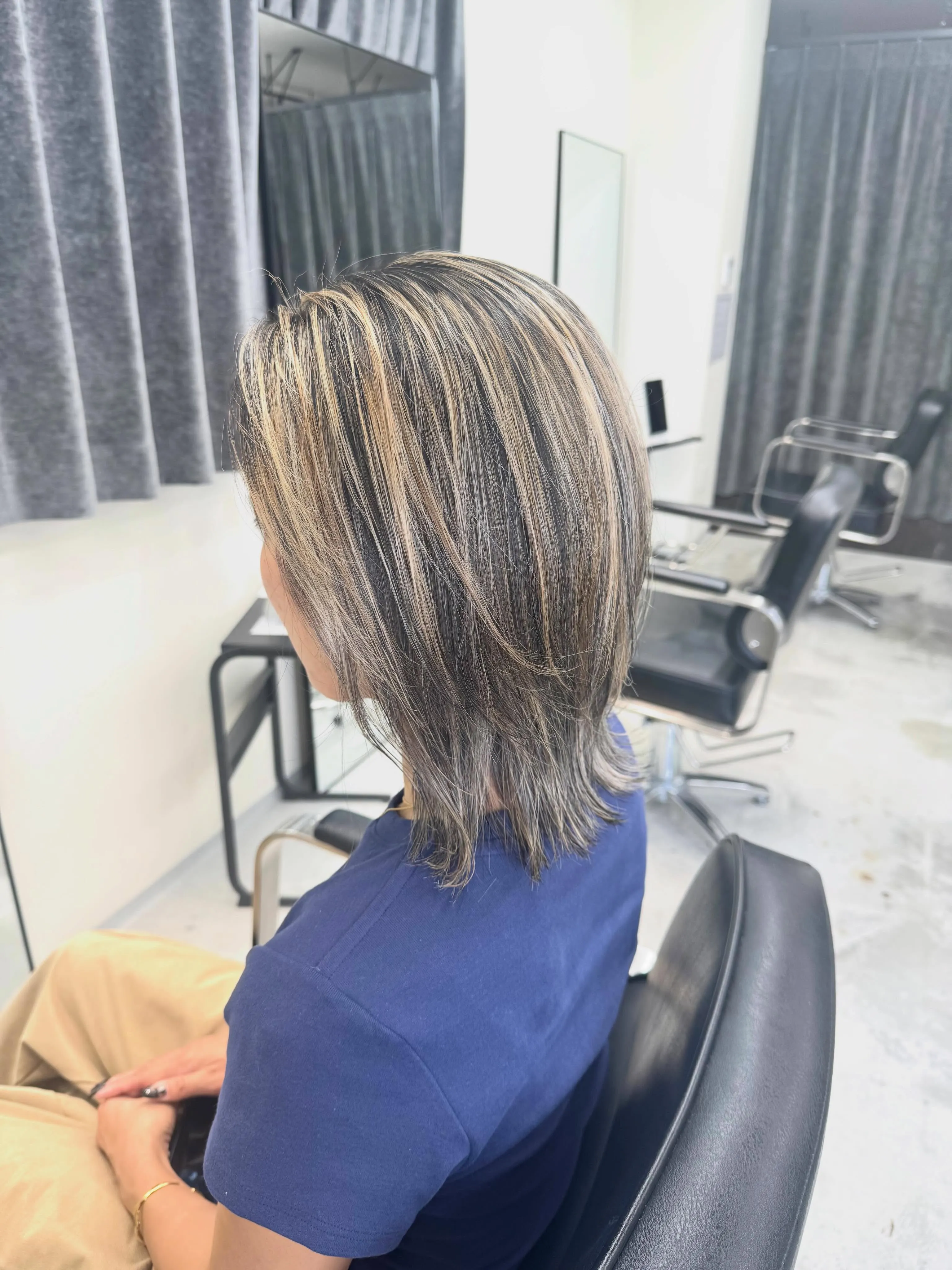 ハイライトのみでつくるヘアカラー🤩
