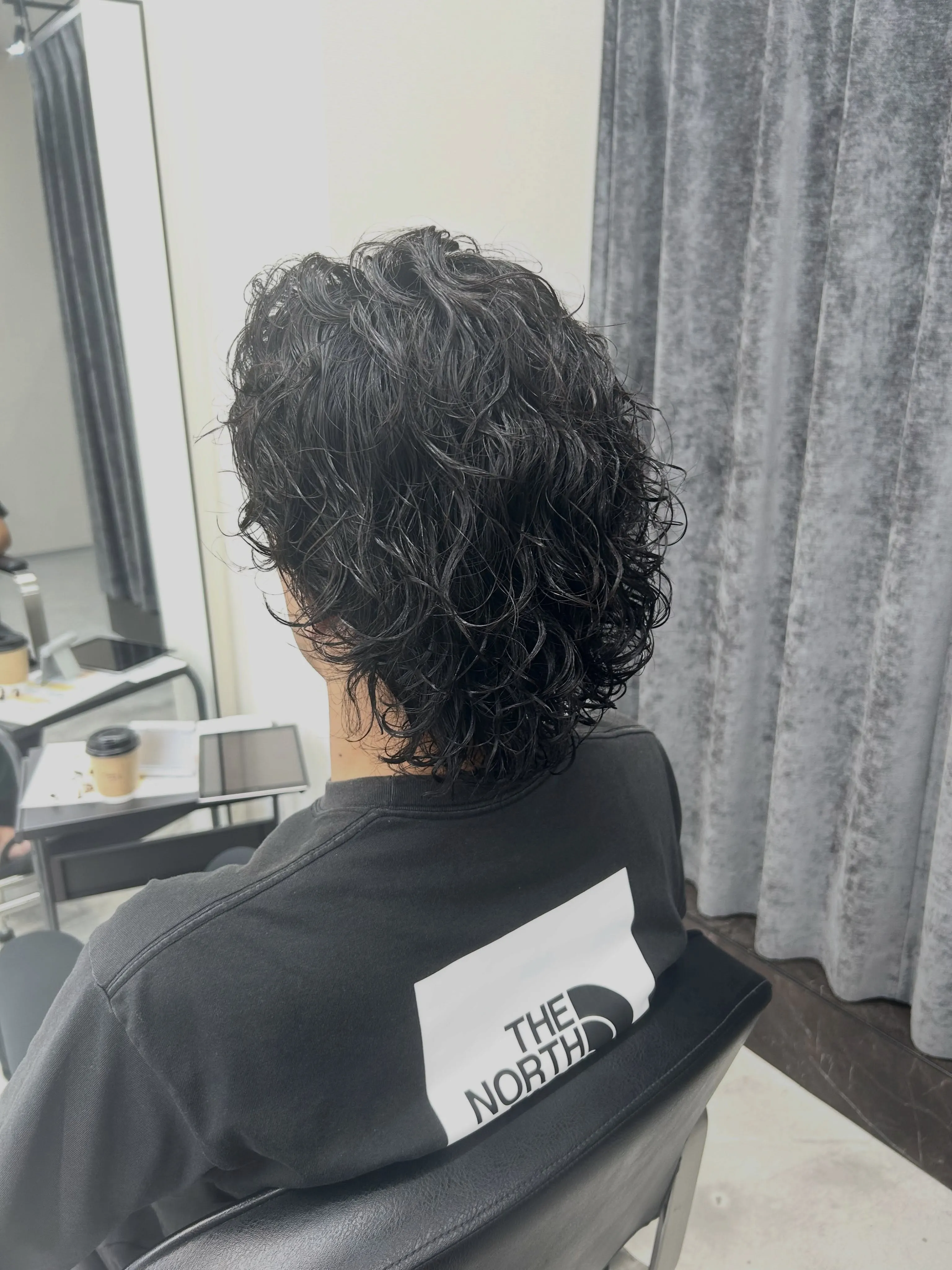 ラフな動きが魅力のサーフカール