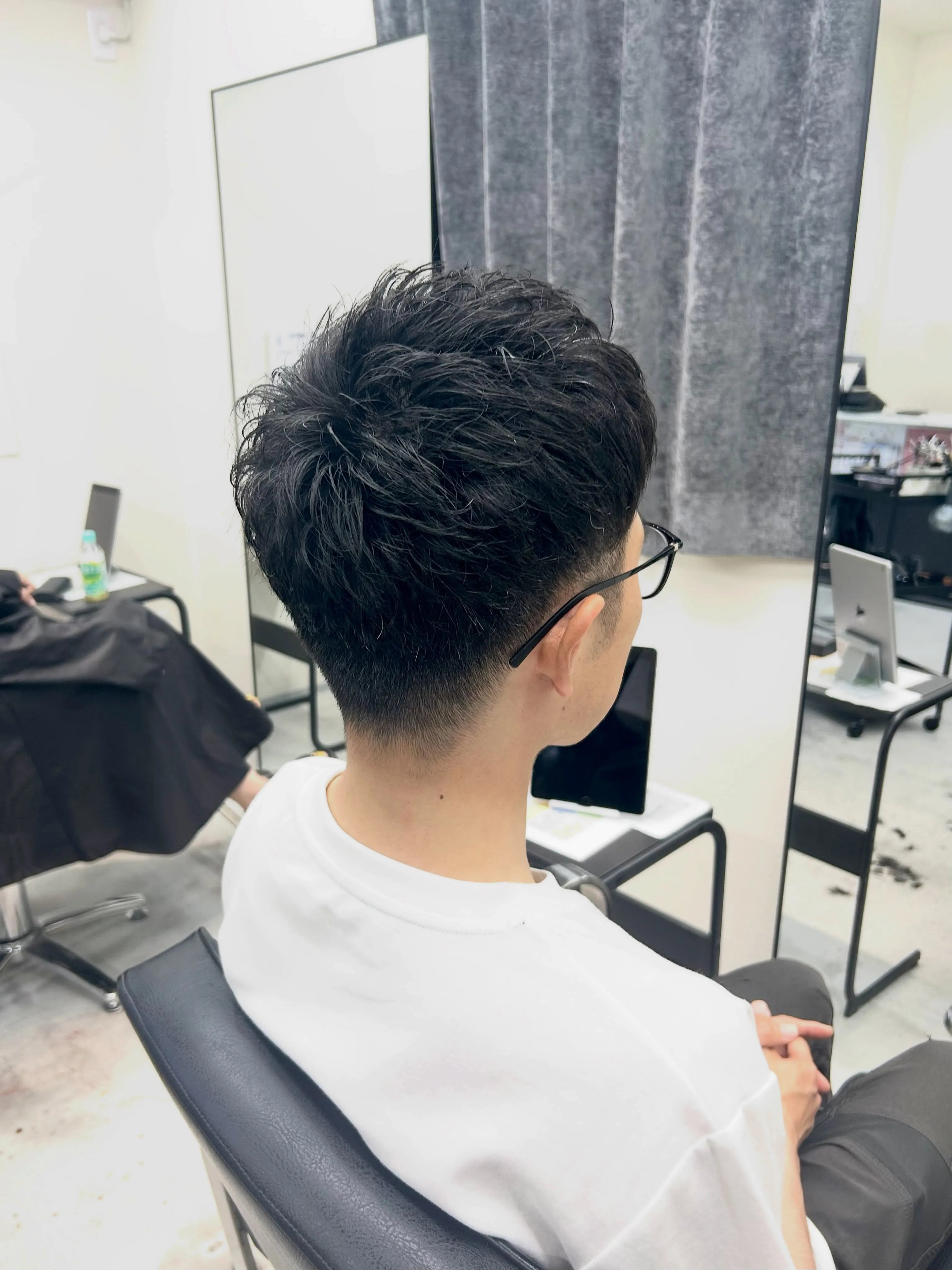 清潔感抜群◎アップバングショート